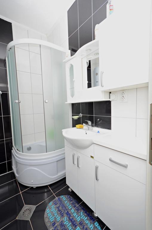 Aries Apartments ビトラ 部屋 写真