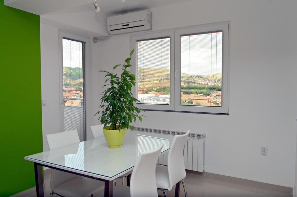 Aries Apartments ビトラ 部屋 写真