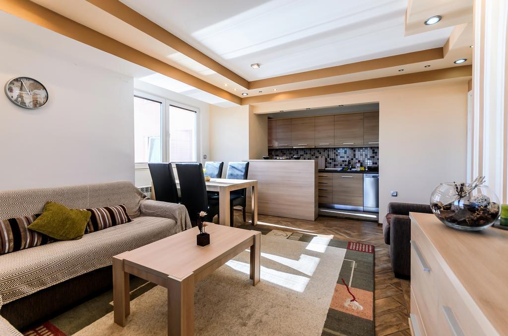 Aries Apartments ビトラ エクステリア 写真
